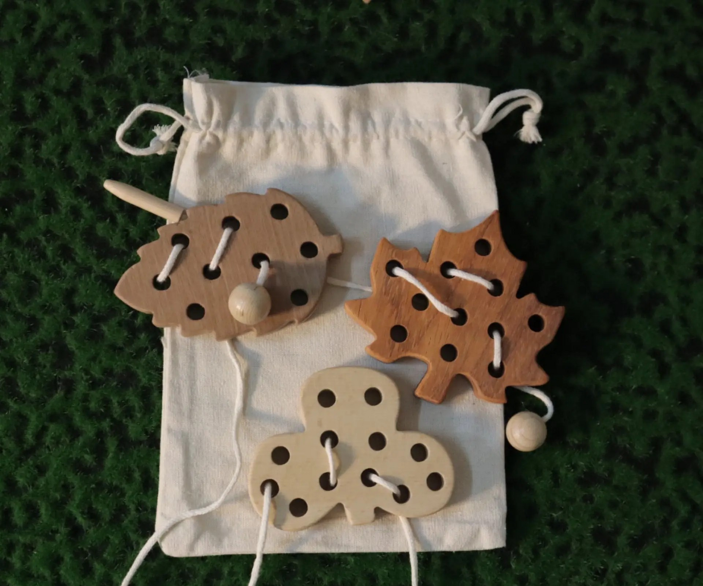 Wooden Lacing Leaf Toys
